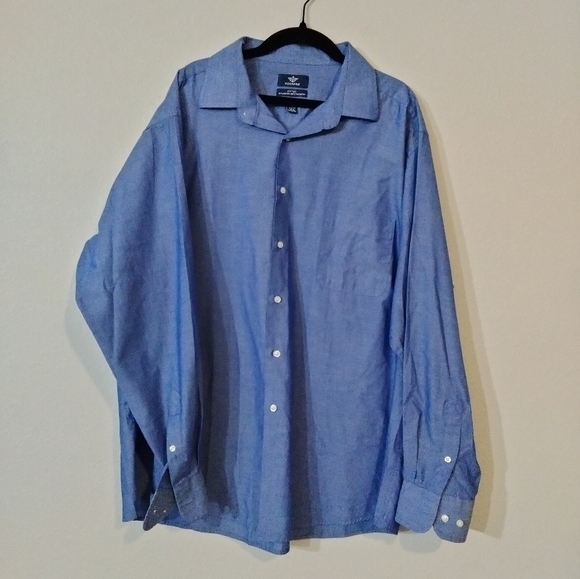 Docker's Long Sleeve Fitted Dress Shirt - Picture 1 of 5